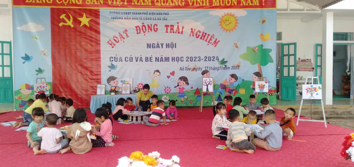 TRƯỜNG MẦM NON TÀ CÁNG XÃ NÀ TẤU TỔ CHỨC HOẠT ĐỘNG TRẢI NGHIỆM NGÀY HỘI CỦA CÔ VÀ BÉ NĂM HỌC 2022-2024